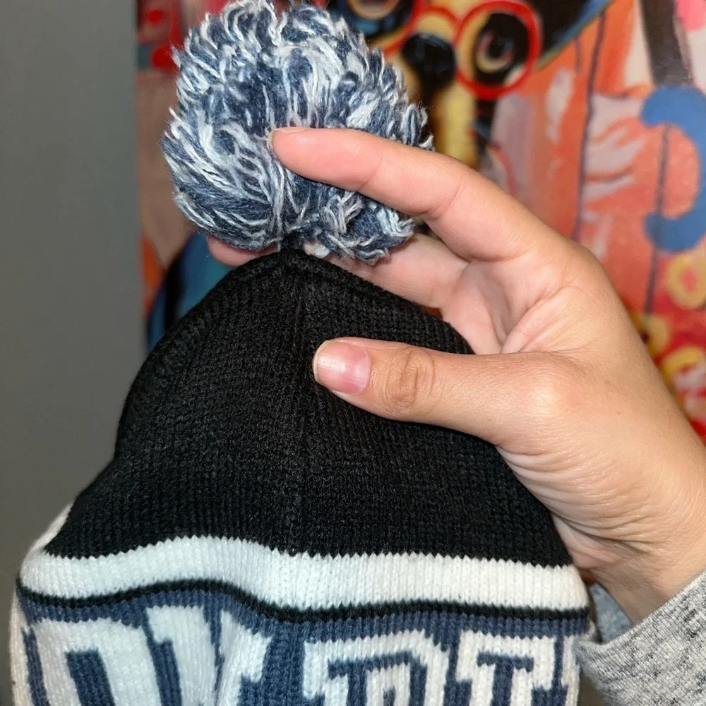 PINK Victoria’s Secret Beanie